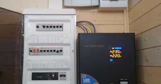 Установка и подключение стабилизаторов напряжения от 577 руб в Волгограде - ЭлектроВлг